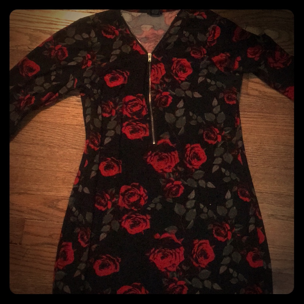 Rue 21 size medium floral dress
